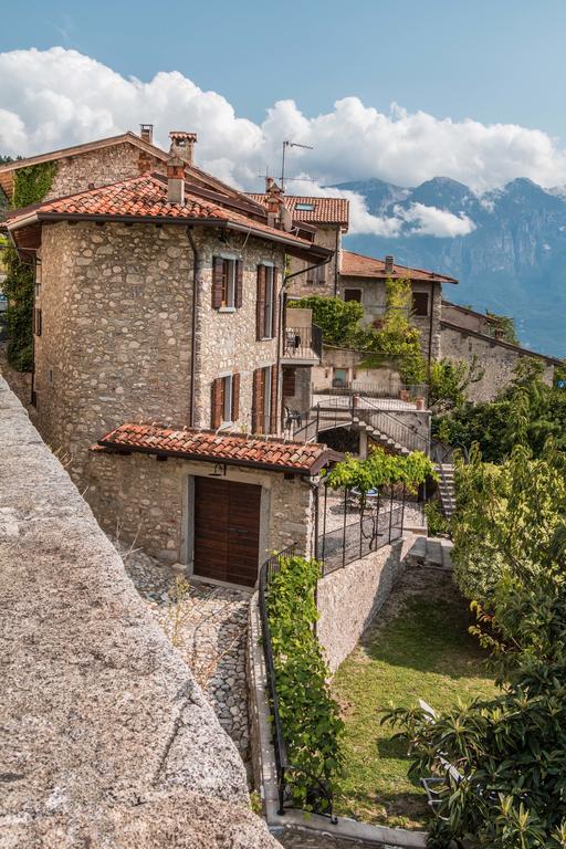 Villa Casa San Francesco Tremosine Habitación foto